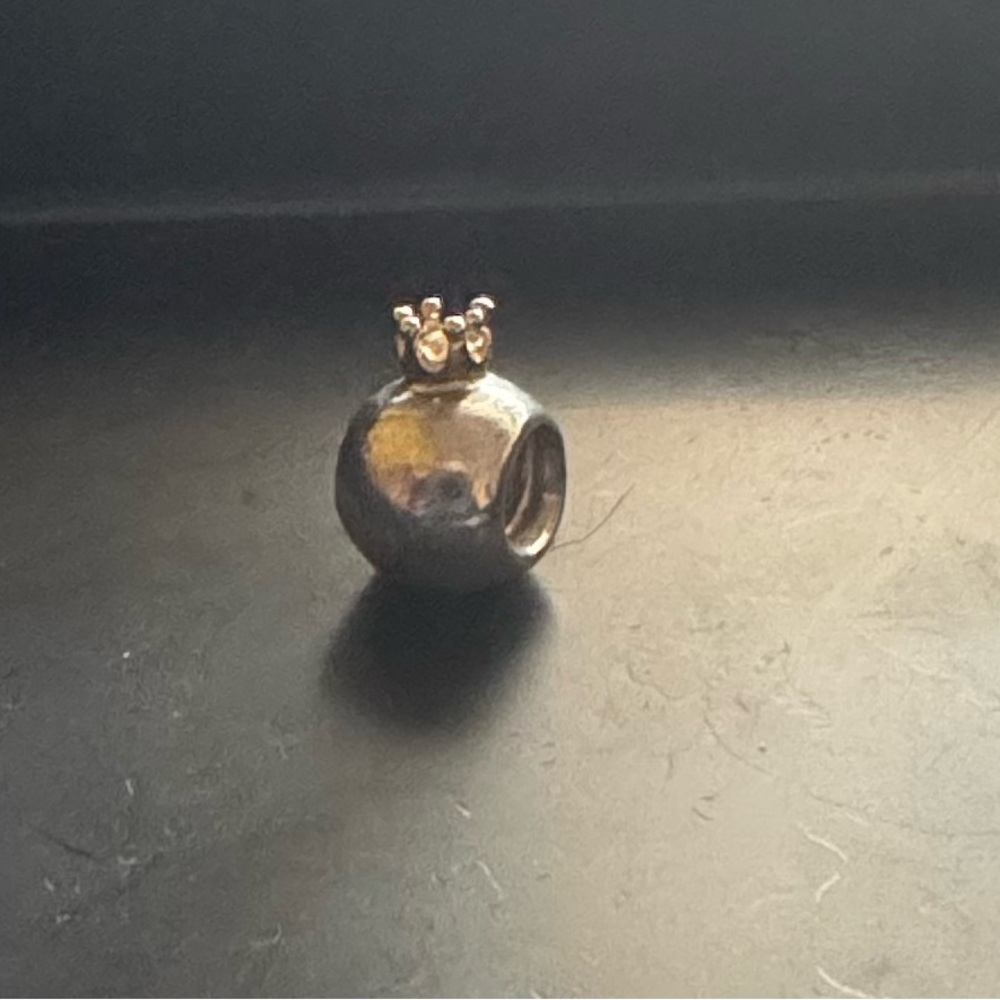 Pandora Elegant Gold Crown Charm